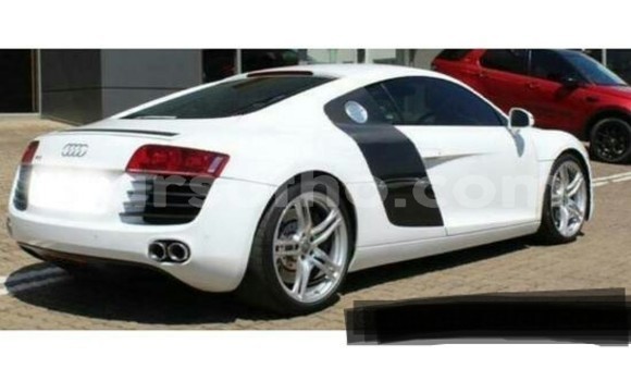 Buy Used Audi R8 White Car in Maseru in Maseru Buy Used Audi R8 White Car in Maseru in Maseru