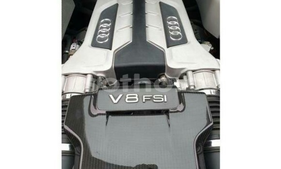 Buy Used Audi R8 White Car in Maseru in Maseru Buy Used Audi R8 White Car in Maseru in Maseru