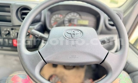 Sayi Na hannu Toyota Dyna Silver Babbar mota in Maputsoe a Leribe Sayi Na hannu Toyota Dyna Silver Babbar mota in Maputsoe a Leribe