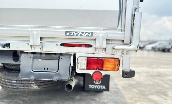 Sayi Na hannu Toyota Dyna Silver Babbar mota in Maputsoe a Leribe Sayi Na hannu Toyota Dyna Silver Babbar mota in Maputsoe a Leribe