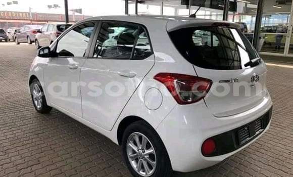 Sayi Na hannu Hyundai i10 White Mota in Maseru a Maseru Sayi Na hannu Hyundai i10 White Mota in Maseru a Maseru