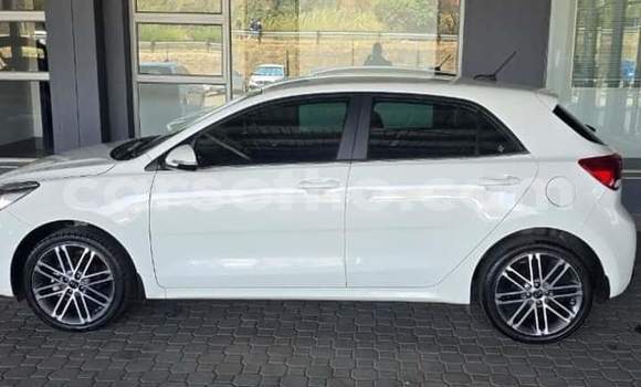 Buy Used Kia Rio White Car in Maseru in Maseru Buy Used Kia Rio White Car in Maseru in Maseru