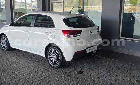 Buy Used Kia Rio White Car in Maseru in Maseru Buy Used Kia Rio White Car in Maseru in Maseru