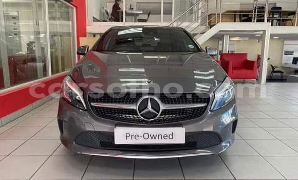 اشتري مستعمل Mercedes-Benz A–Class Silver سيارة في Maseru في Maseru