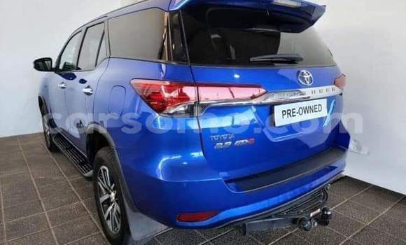 Sayi Na hannu Toyota Fortuner Blue Mota in Maseru a Maseru Sayi Na hannu Toyota Fortuner Blue Mota in Maseru a Maseru