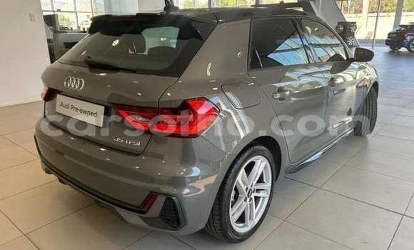 Sayi Na hannu Audi A1 Silver Mota in Maseru a Maseru Sayi Na hannu Audi A1 Silver Mota in Maseru a Maseru