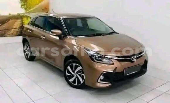 Sayi Na hannu Toyota Starlet Brown Mota in Maseru a Maseru Sayi Na hannu Toyota Starlet Brown Mota in Maseru a Maseru