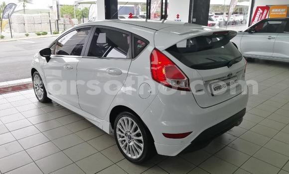 اشتري مستعمل Ford Fiesta White سيارة في Maseru في Maseru اشتري مستعمل Ford Fiesta White سيارة في Maseru في Maseru