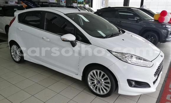 اشتري مستعمل Ford Fiesta White سيارة في Maseru في Maseru اشتري مستعمل Ford Fiesta White سيارة في Maseru في Maseru