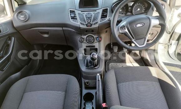 اشتري مستعمل Ford Fiesta White سيارة في Maseru في Maseru اشتري مستعمل Ford Fiesta White سيارة في Maseru في Maseru
