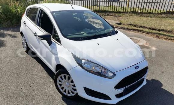 اشتري مستعمل Ford Fiesta White سيارة في Maseru في Maseru اشتري مستعمل Ford Fiesta White سيارة في Maseru في Maseru