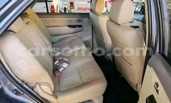اشتري مستعمل Toyota Fortuner Black سيارة في Maseru في Maseru اشتري مستعمل Toyota Fortuner Black سيارة في Maseru في Maseru
