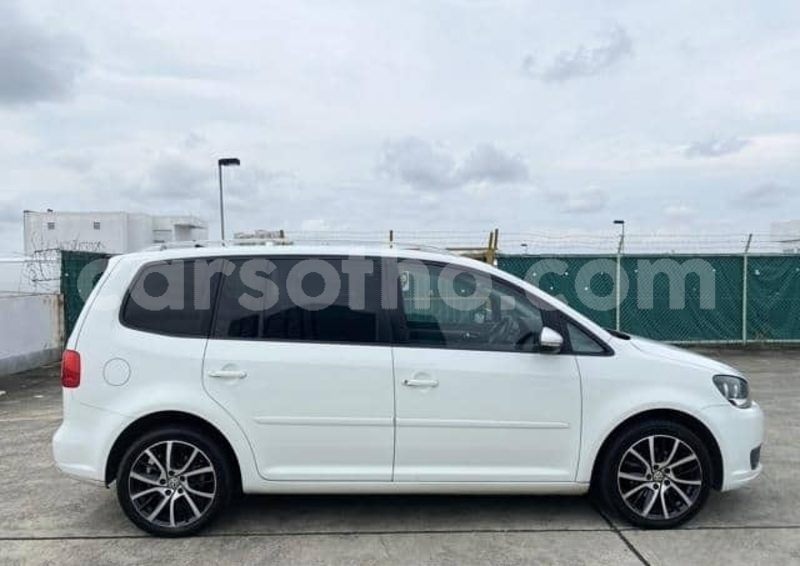 Big with watermark volkswagen touran leribe maputsoe 28738