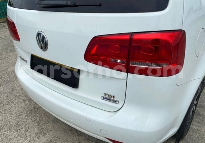 Big with watermark volkswagen touran leribe maputsoe 28738