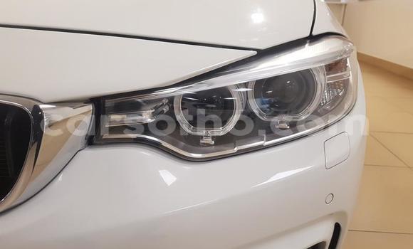 Acheter Occasion Voiture BMW M4 Blanc à Maputsoa, Leribe Acheter Occasion Voiture BMW M4 Blanc à Maputsoa, Leribe