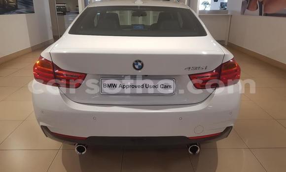 Acheter Occasion Voiture BMW M4 Blanc à Maputsoa, Leribe Acheter Occasion Voiture BMW M4 Blanc à Maputsoa, Leribe