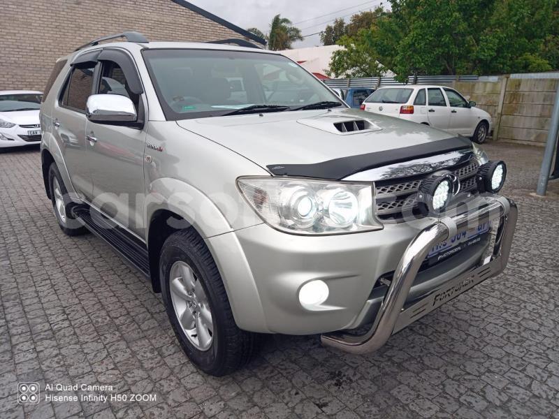 Big with watermark toyota fortuner maseru maseru 28743