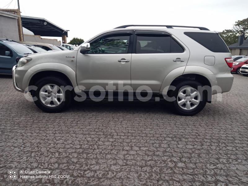 Big with watermark toyota fortuner maseru maseru 28743