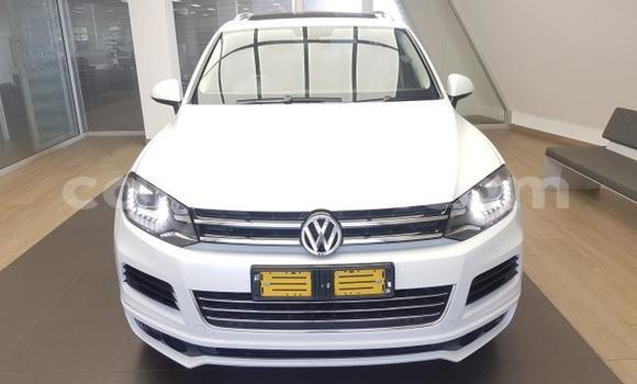 Acheter Occasion Voiture Volkswagen Touareg Blanc à Maputsoa, Leribe Acheter Occasion Voiture Volkswagen Touareg Blanc à Maputsoa, Leribe