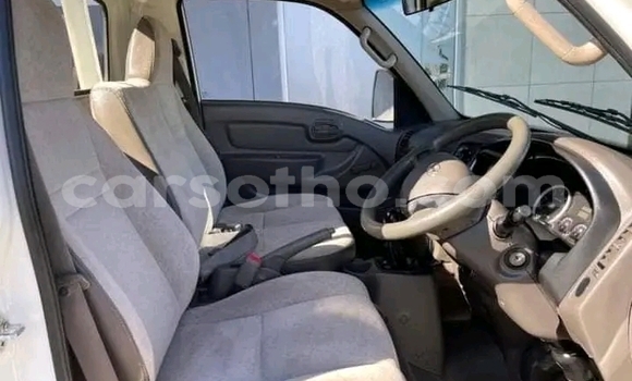 اشتري مستعمل Hyundai H1 White سيارة في Maseru في Maseru اشتري مستعمل Hyundai H1 White سيارة في Maseru في Maseru