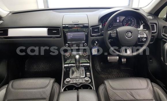Acheter Occasion Voiture Volkswagen Touareg Blanc à Maputsoa, Leribe Acheter Occasion Voiture Volkswagen Touareg Blanc à Maputsoa, Leribe