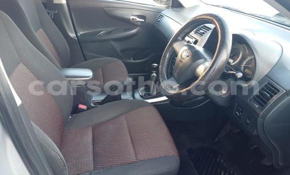 Sayi Na hannu Toyota Corolla Silver Mota in Maseru a Maseru Sayi Na hannu Toyota Corolla Silver Mota in Maseru a Maseru