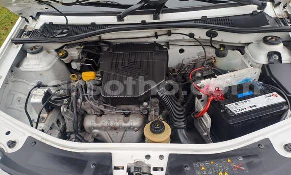 Acheter Occasion Voiture Nissan NP 300 Blanc à Maseru, Maseru Acheter Occasion Voiture Nissan NP 300 Blanc à Maseru, Maseru