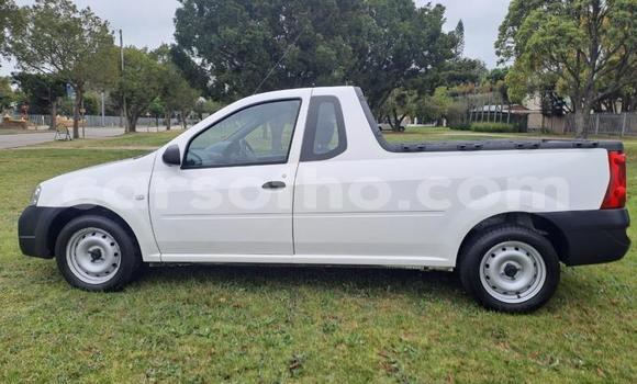 Acheter Occasion Voiture Nissan NP 300 Blanc à Maseru, Maseru Acheter Occasion Voiture Nissan NP 300 Blanc à Maseru, Maseru