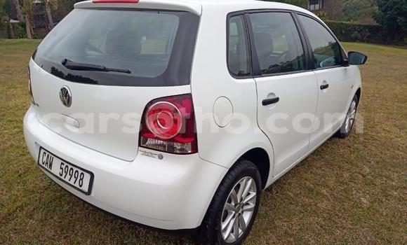 Sayi Na hannu Volkswagen Polo White Mota in Maseru a Maseru Sayi Na hannu Volkswagen Polo White Mota in Maseru a Maseru