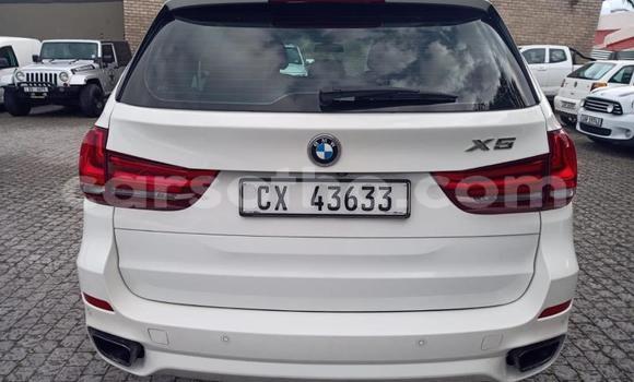 Sayi Na hannu BMW X5 White Mota in Maseru a Maseru Sayi Na hannu BMW X5 White Mota in Maseru a Maseru