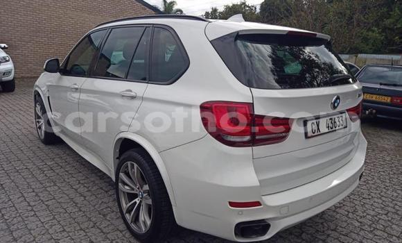 Sayi Na hannu BMW X5 White Mota in Maseru a Maseru Sayi Na hannu BMW X5 White Mota in Maseru a Maseru