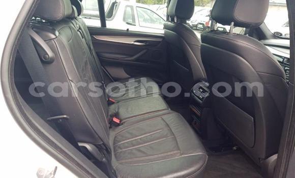 Sayi Na hannu BMW X5 White Mota in Maseru a Maseru Sayi Na hannu BMW X5 White Mota in Maseru a Maseru