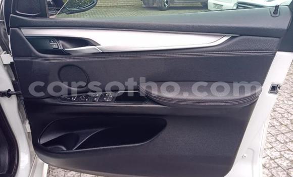 Sayi Na hannu BMW X5 White Mota in Maseru a Maseru Sayi Na hannu BMW X5 White Mota in Maseru a Maseru