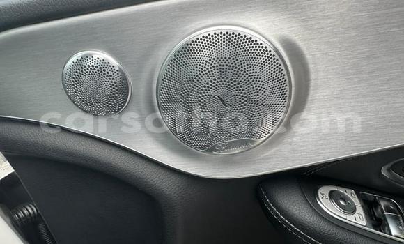 اشتري مستعمل Mercedes-Benz C–Class White سيارة في Maseru في Maseru اشتري مستعمل Mercedes-Benz C–Class White سيارة في Maseru في Maseru