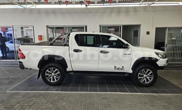 Buy Used Toyota Hilux White Car in Maseru in Maseru Buy Used Toyota Hilux White Car in Maseru in Maseru