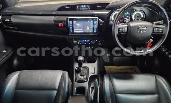 Buy Used Toyota Hilux White Car in Maseru in Maseru Buy Used Toyota Hilux White Car in Maseru in Maseru