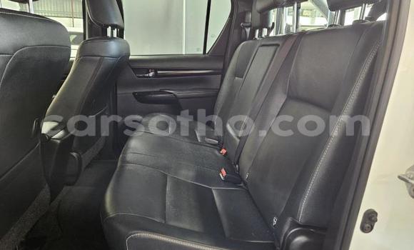 Buy Used Toyota Hilux White Car in Maseru in Maseru Buy Used Toyota Hilux White Car in Maseru in Maseru