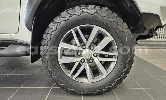 Buy Used Toyota Hilux White Car in Maseru in Maseru Buy Used Toyota Hilux White Car in Maseru in Maseru