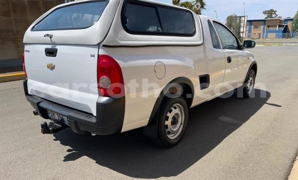 Sayi Na hannu Opel Corsa White Mota in Maseru a Maseru Sayi Na hannu Opel Corsa White Mota in Maseru a Maseru
