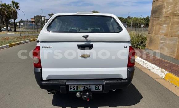 Sayi Na hannu Opel Corsa White Mota in Maseru a Maseru Sayi Na hannu Opel Corsa White Mota in Maseru a Maseru