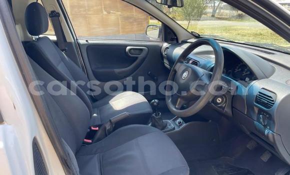 Sayi Na hannu Opel Corsa White Mota in Maseru a Maseru Sayi Na hannu Opel Corsa White Mota in Maseru a Maseru