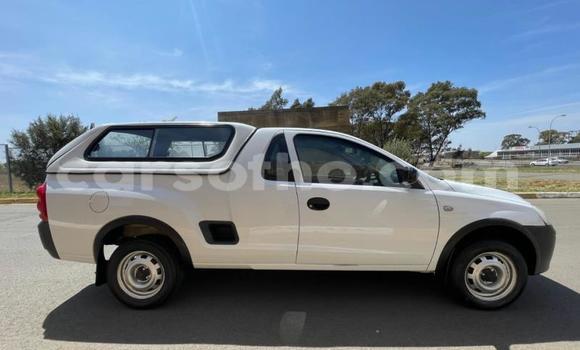 Sayi Na hannu Opel Corsa White Mota in Maseru a Maseru Sayi Na hannu Opel Corsa White Mota in Maseru a Maseru