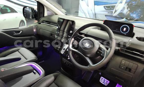 Sayi Na hannu Hyundai Stellar White Mota in Maseru a Maseru Sayi Na hannu Hyundai Stellar White Mota in Maseru a Maseru