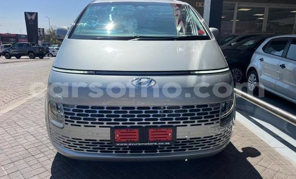 Sayi Na hannu Hyundai Starex Silver Mota in Maseru a Maseru Sayi Na hannu Hyundai Starex Silver Mota in Maseru a Maseru