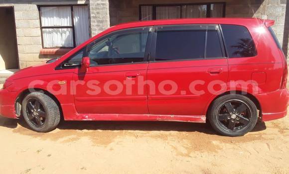 Sayi Na hannu Mazda Premacy Red Mota in Maseru a Maseru Sayi Na hannu Mazda Premacy Red Mota in Maseru a Maseru