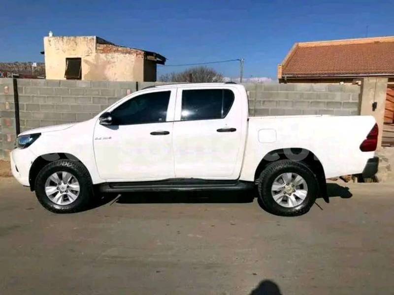 Big with watermark toyota hilux mohale s hoek mohale s hoek 28835