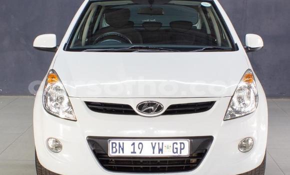 اشتري مستعمل Hyundai i20 White سيارة في Maseru في Maseru