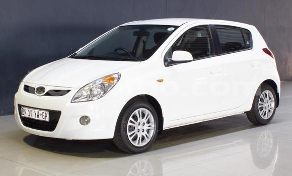 Sayi Na hannu Hyundai i20 White Mota in Maseru a Maseru Sayi Na hannu Hyundai i20 White Mota in Maseru a Maseru