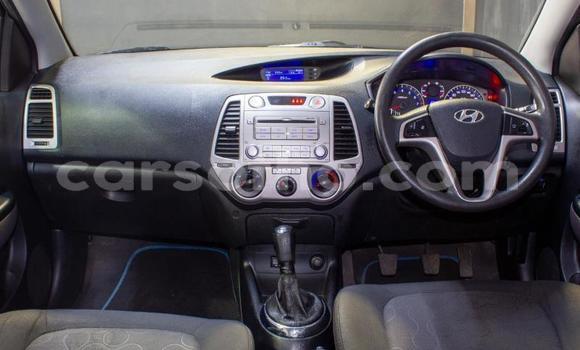 Sayi Na hannu Hyundai i20 White Mota in Maseru a Maseru Sayi Na hannu Hyundai i20 White Mota in Maseru a Maseru