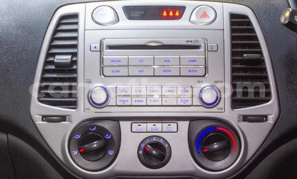 Sayi Na hannu Hyundai i20 White Mota in Maseru a Maseru Sayi Na hannu Hyundai i20 White Mota in Maseru a Maseru